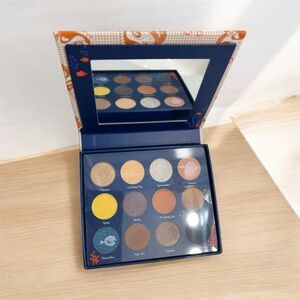 ULTA BEAUTY | Pixar Finding Nemo Eyeshadow Palette